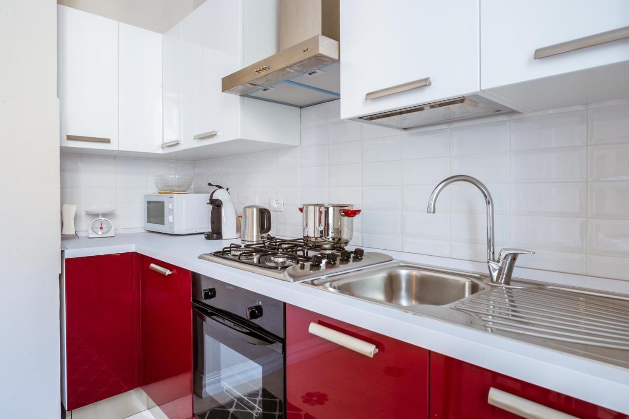 Sanremo Grand Central Apartment Екстериор снимка